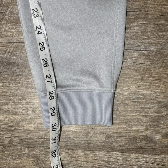 Under Armour Tapered Sweat Pants ColdGear Gray Joggers W/Pockets Men's M READ - Picture 7 of 7